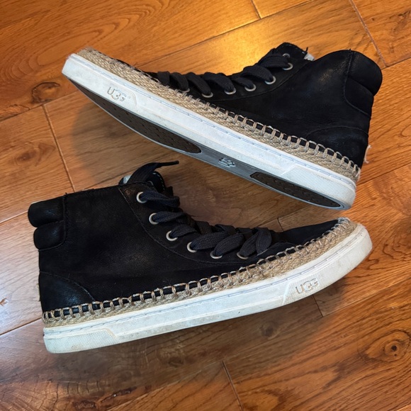 UGG Shoes - Ugg Gradie High Top Sneakers Size 6